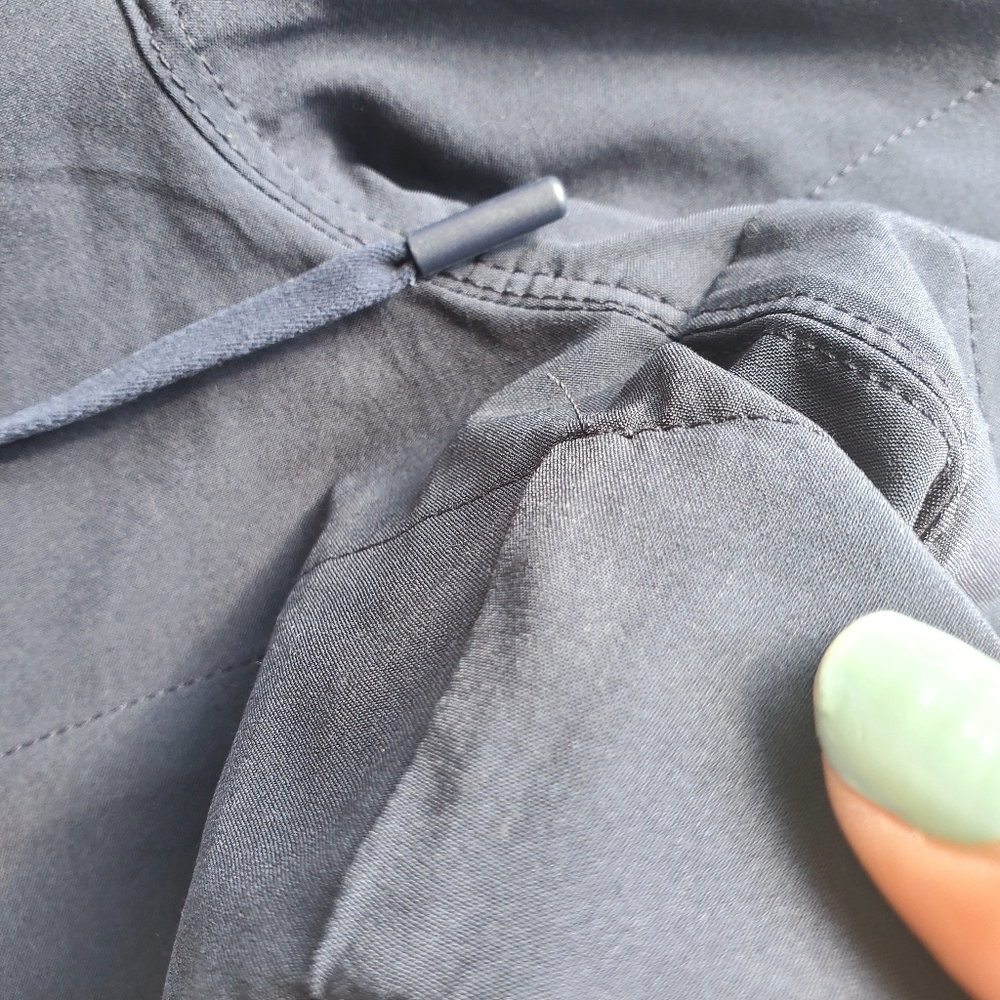 Athleta Hudson Athletic Shorts - Picture 3 of 11